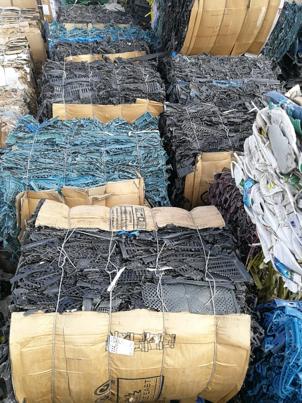 selling Vegtable Containers Plastic Bandals (high Quality)